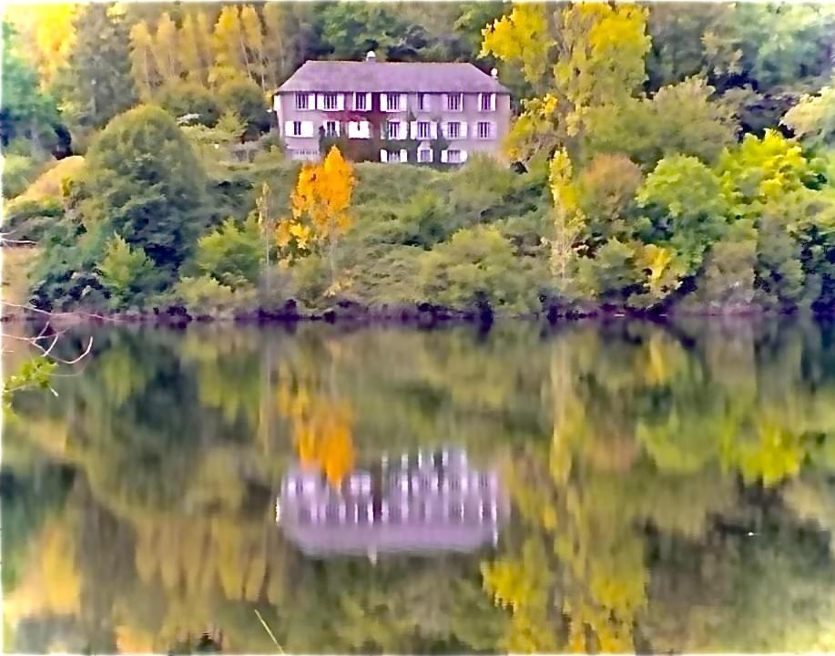 Le Chambon, Chambres D'Hotes Saint-Merd-de-Lapleau ภายนอก รูปภาพ